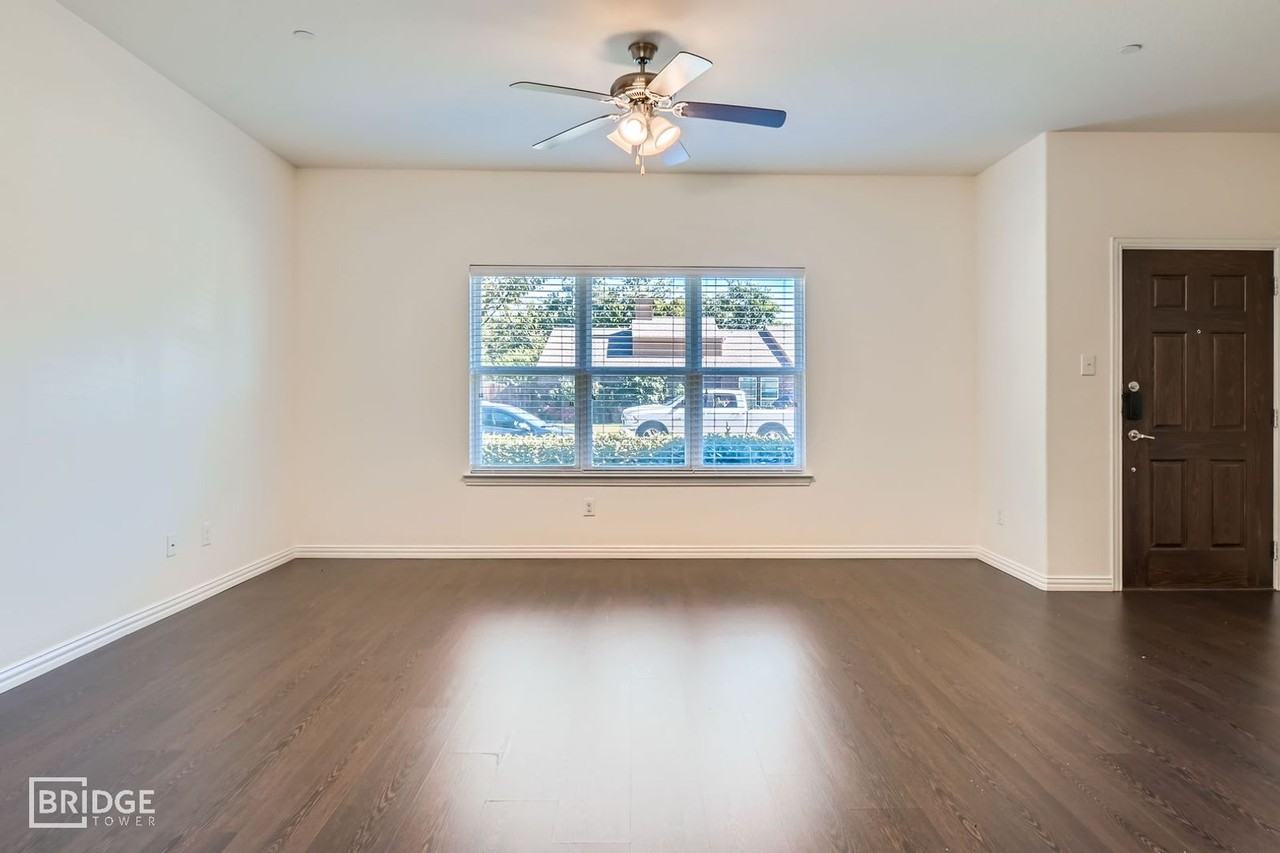 1412 Lake Crest Ln - Photo 7 of 25