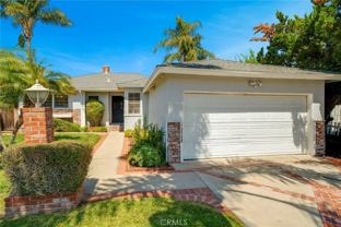 19739 Bassett St - Photo 1 of 1