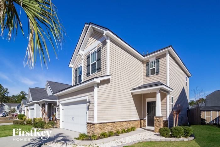 302 Oglethorpe Cir - Photo 2 of 15