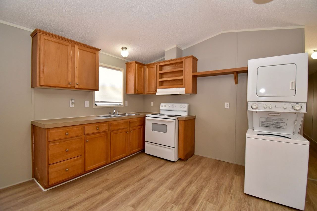 Kathryn Lane MHP - Photo 4 of 33