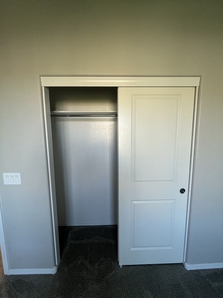 1636 E Dogwood Ln #C - Photo 6 of 17