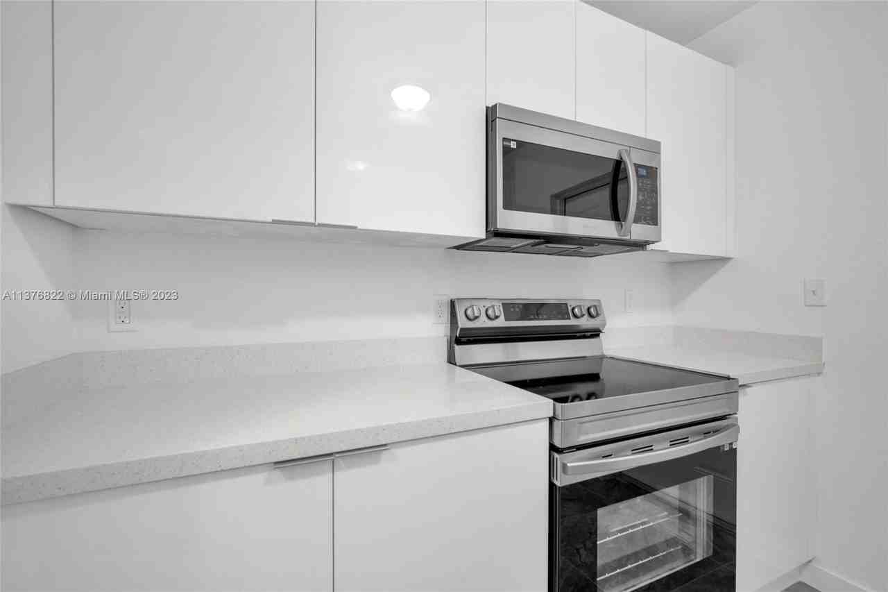 2448 Nw 42nd St #NA - Photo 3 of 11