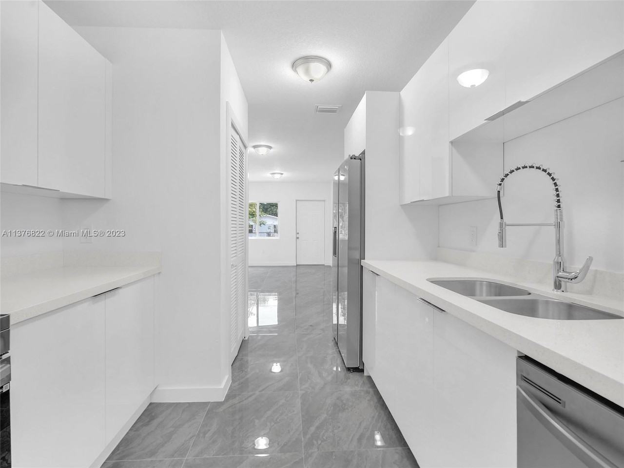 2448 Nw 42nd St #NA - Photo 4 of 11