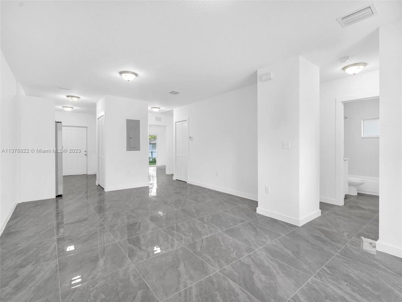 2448 Nw 42nd St #NA - Photo 5 of 11