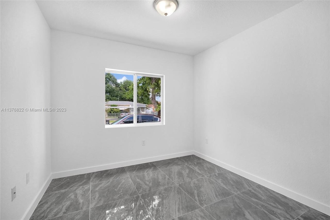 2448 Nw 42nd St #NA - Photo 6 of 11