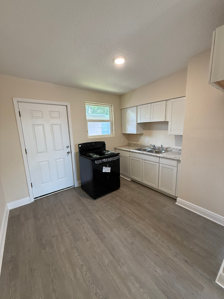1550 Morgan St #3 - Photo 2 of 6