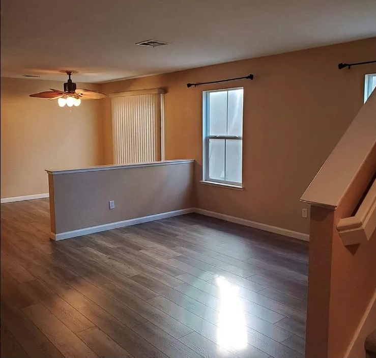 3034 Roadrunner Dr #NA - Photo 3 of 8