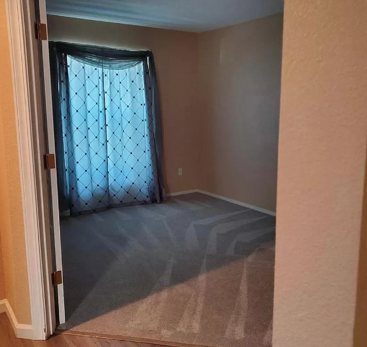 3034 Roadrunner Dr #NA - Photo 7 of 8