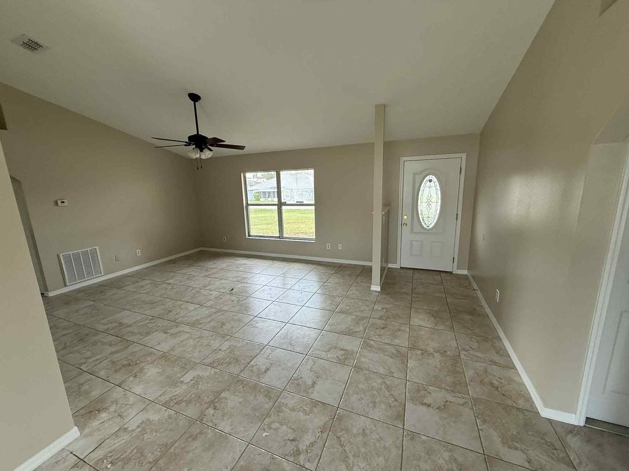 17 Hemlock Radial Ct - Photo 3 of 19