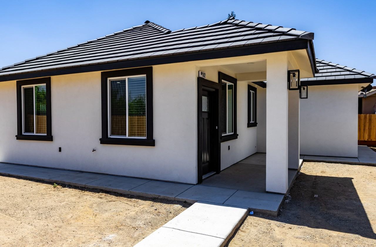 590 N Lincoln Ave #NA - Photo 3 of 30