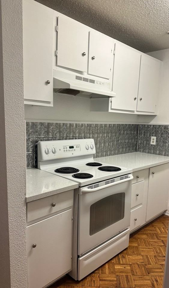 1301 Saint John St #203 - Photo 7 of 32