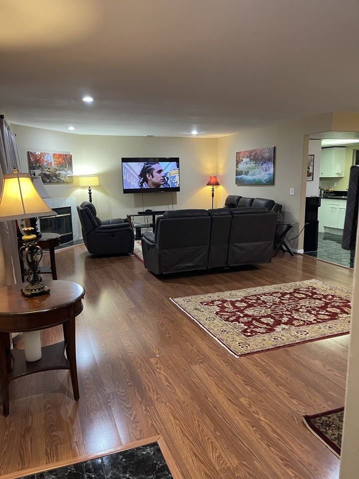 1660 W 146th St #6 - Photo 3 of 12