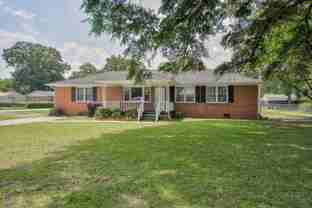 417 Old Airport Rd - Photo 1 of 1