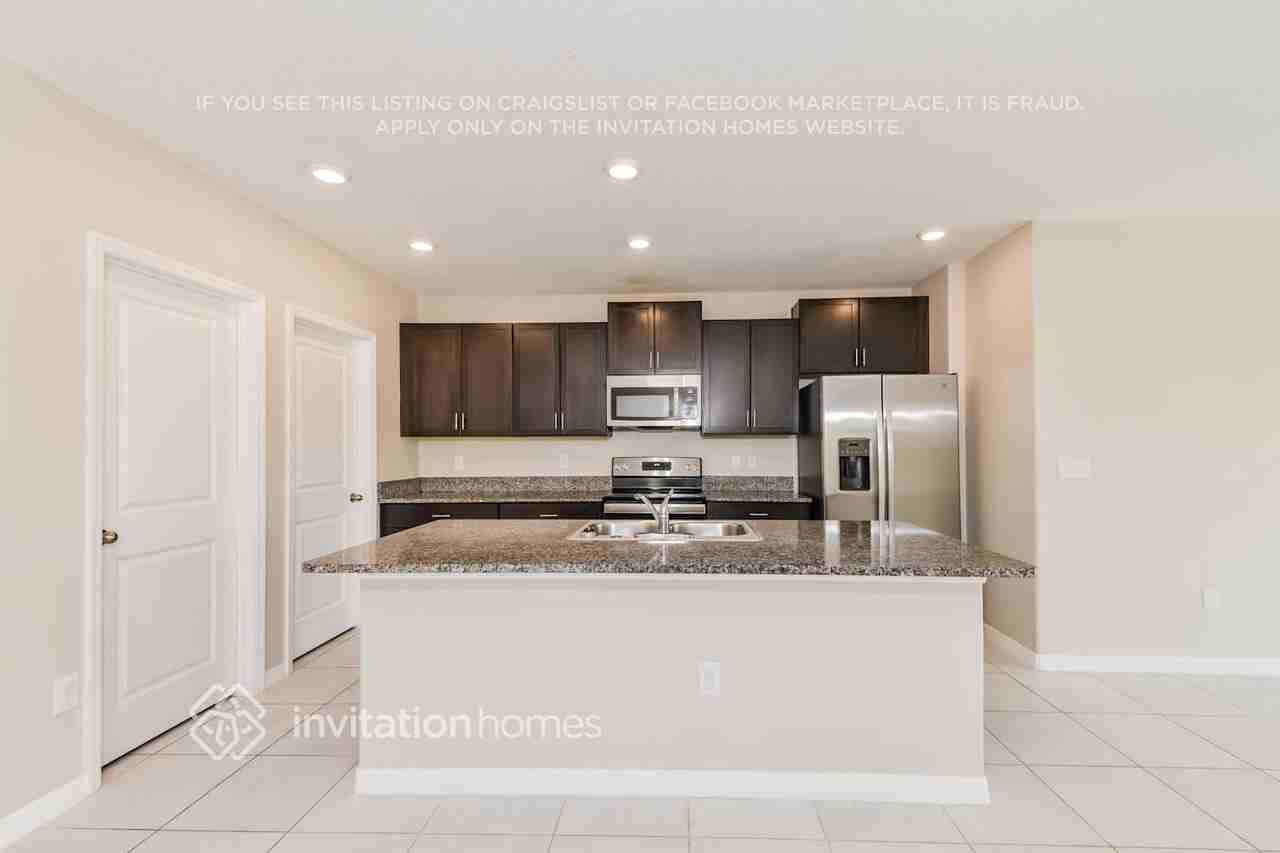 2207 Jungle Dr - Photo 7 of 18