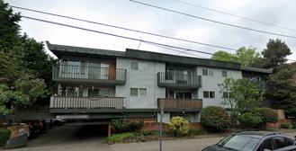 Golden Inca Apartments - Photo 1 of 1