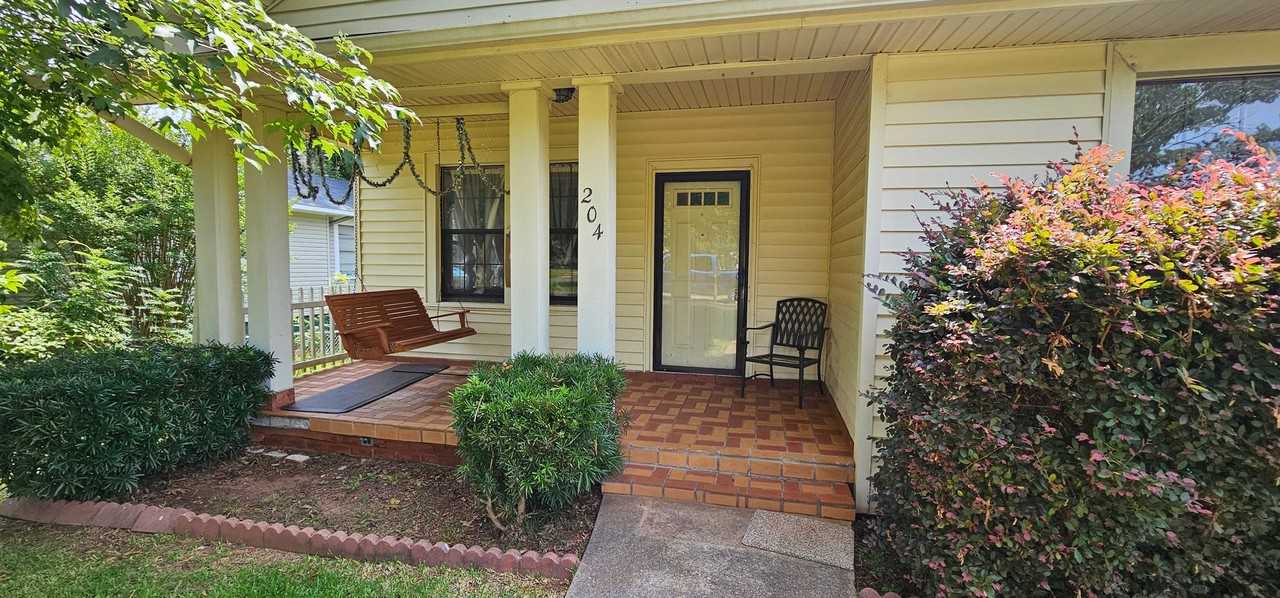 204 C St Ne ##Se - Photo 2 of 31