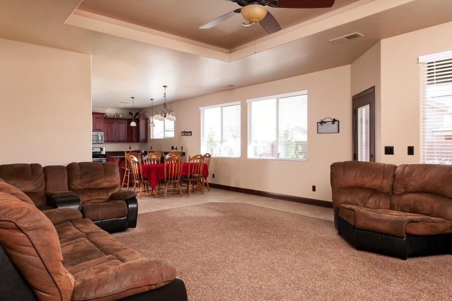 422 N 3450 W - Photo 3 of 22