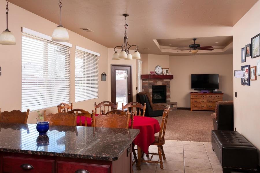 422 N 3450 W - Photo 6 of 22