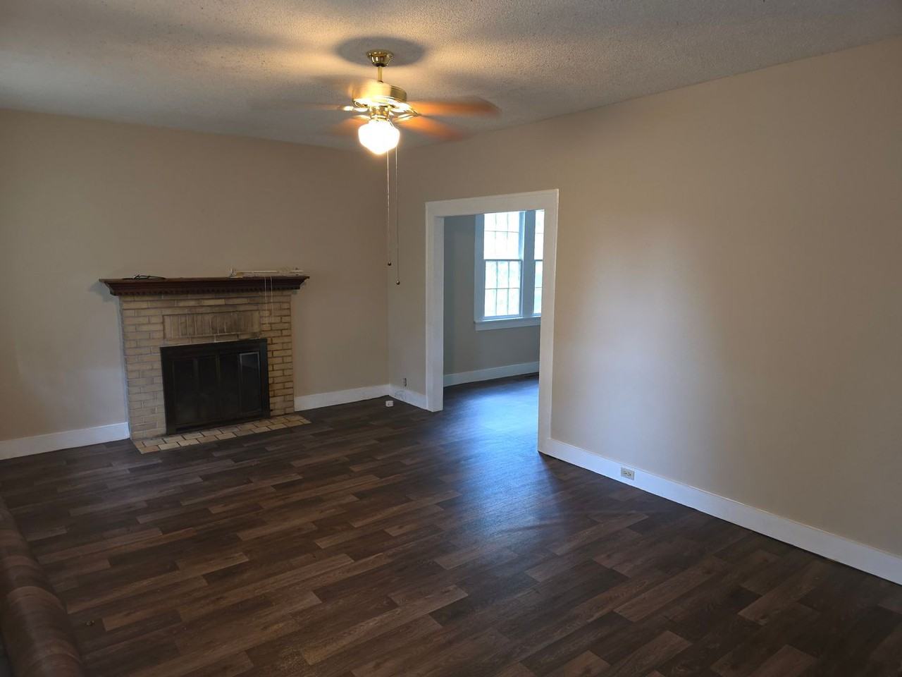 1840 Carolina Ave - Photo 2 of 14