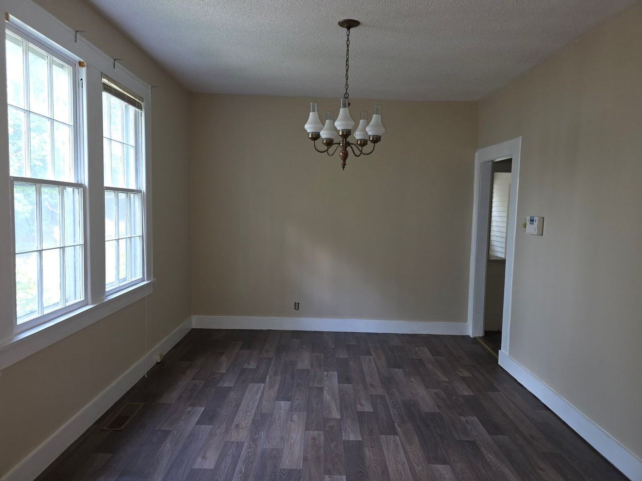 1840 Carolina Ave - Photo 3 of 14