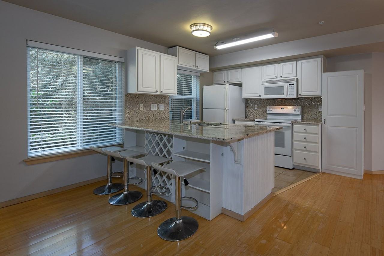 5551 Lakemont Blvd Se #1101 - Photo 3 of 15