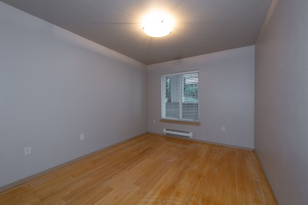 5551 Lakemont Blvd Se #1101 - Photo 7 of 15