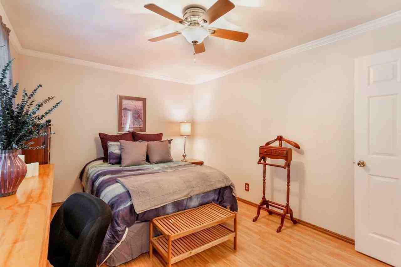 5137 Connecticut Dr - Photo 7 of 13