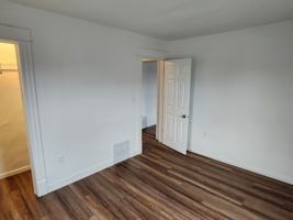 featured image of 2320 Howe St