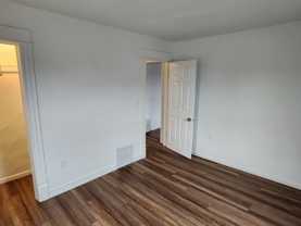 2320 Howe St - Photo 1 of 1