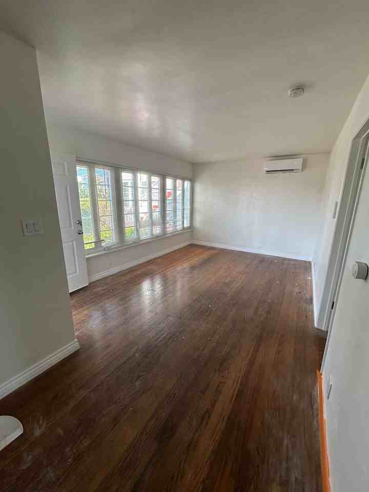 2139 Brant St - Photo 2 of 9