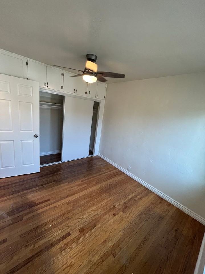 2139 Brant St - Photo 3 of 9