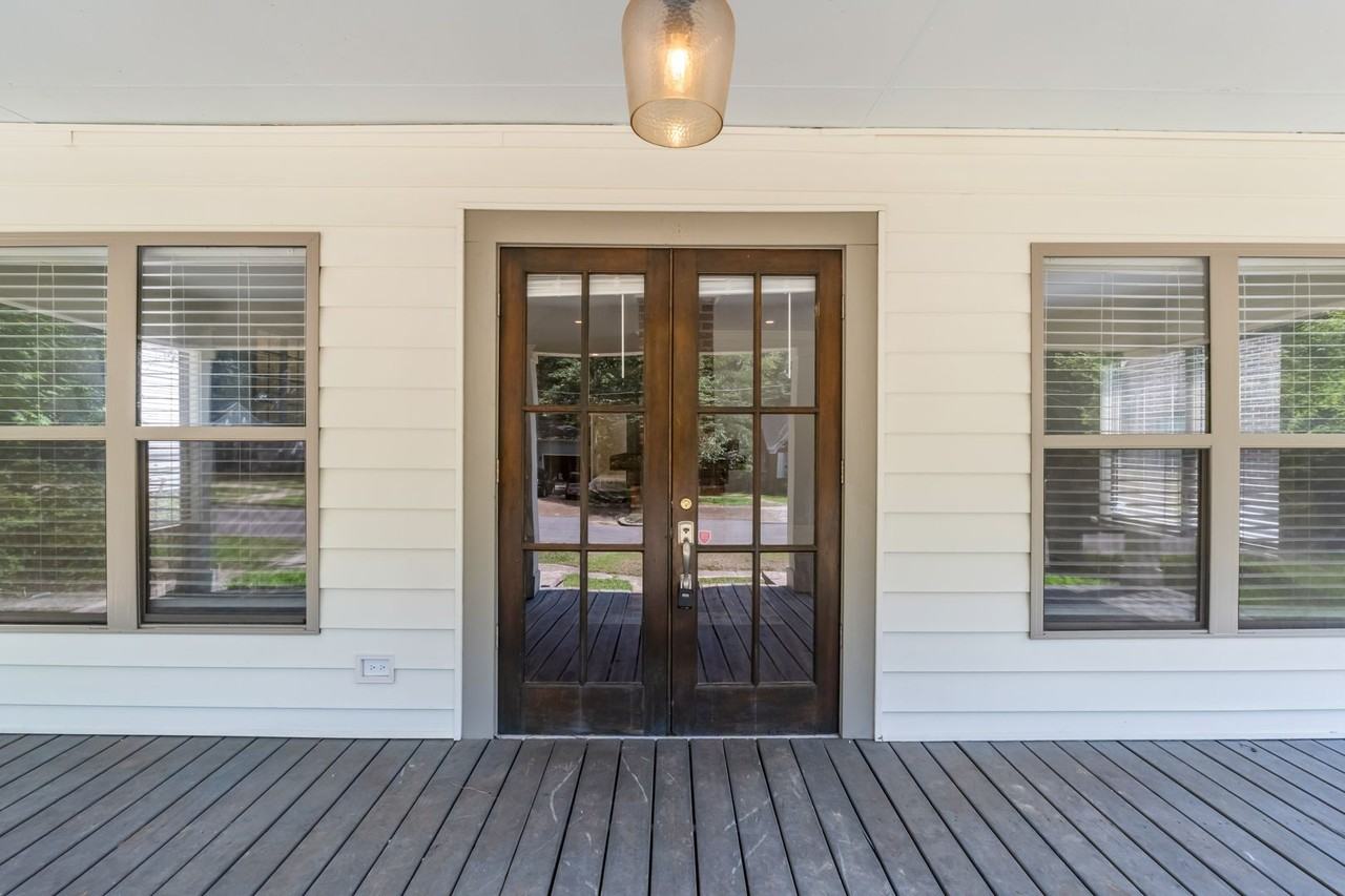 642 Allen St - Photo 2 of 27