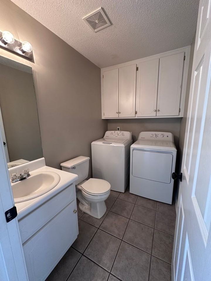 132 S Springview Dr - Photo 5 of 15