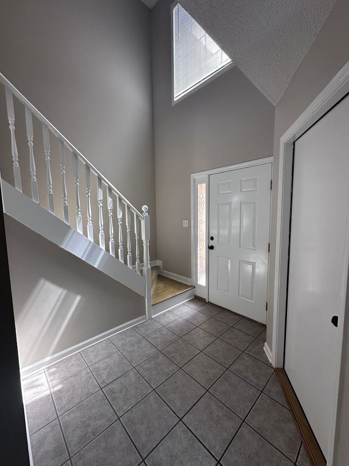 132 S Springview Dr - Photo 6 of 15