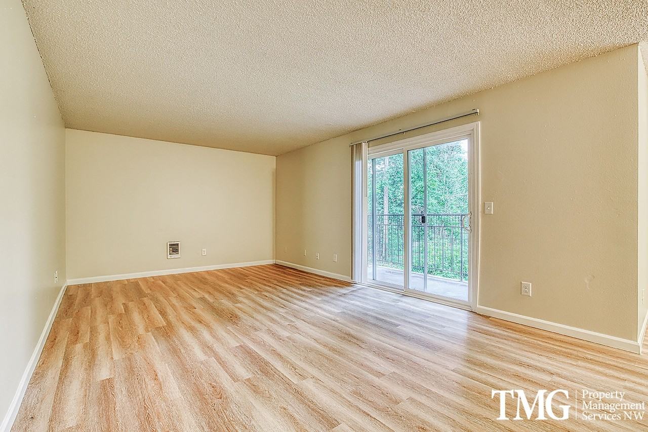 Scholls Royal Apartments - Photo 3 of 50