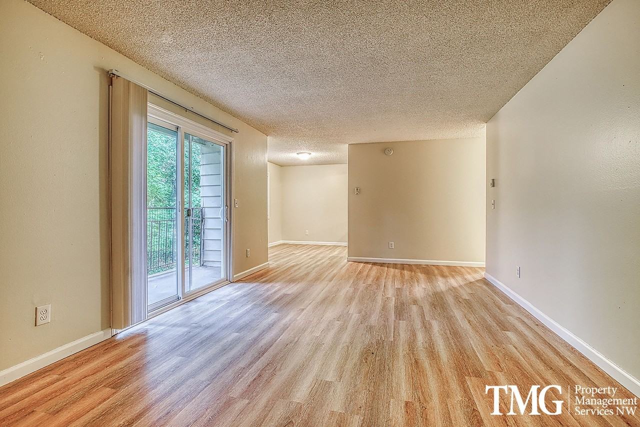 Scholls Royal Apartments - Photo 4 of 50