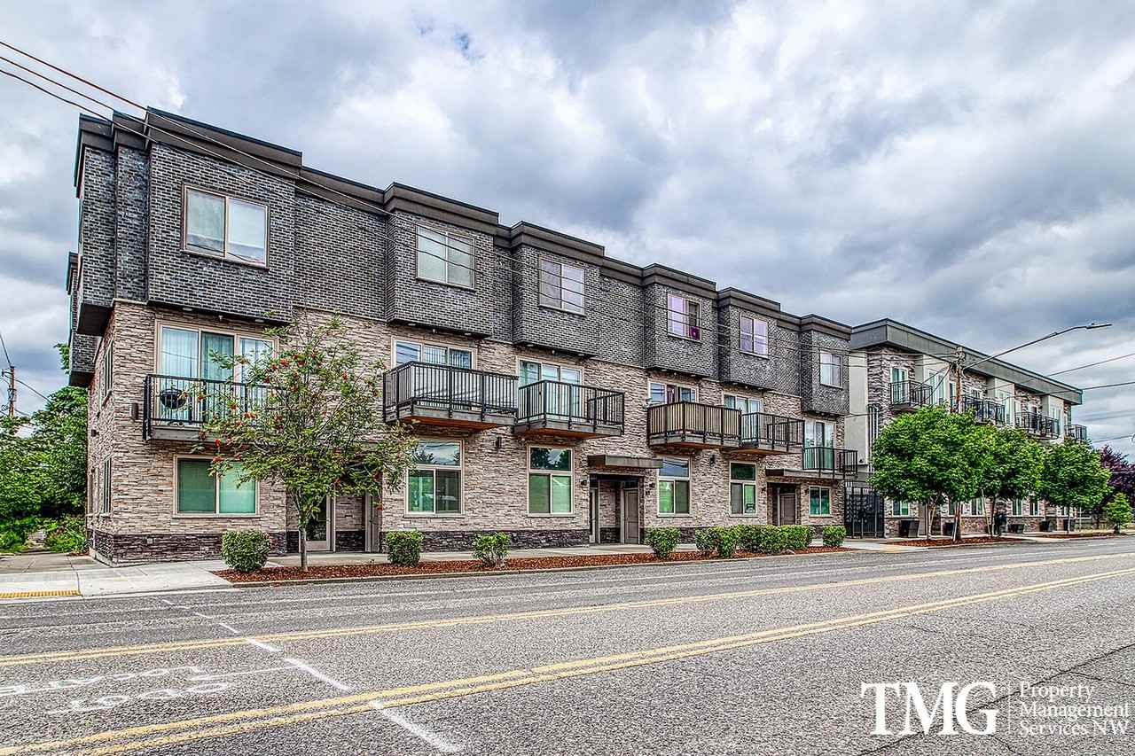 Fenwick Crossing - Photo 6 of 10