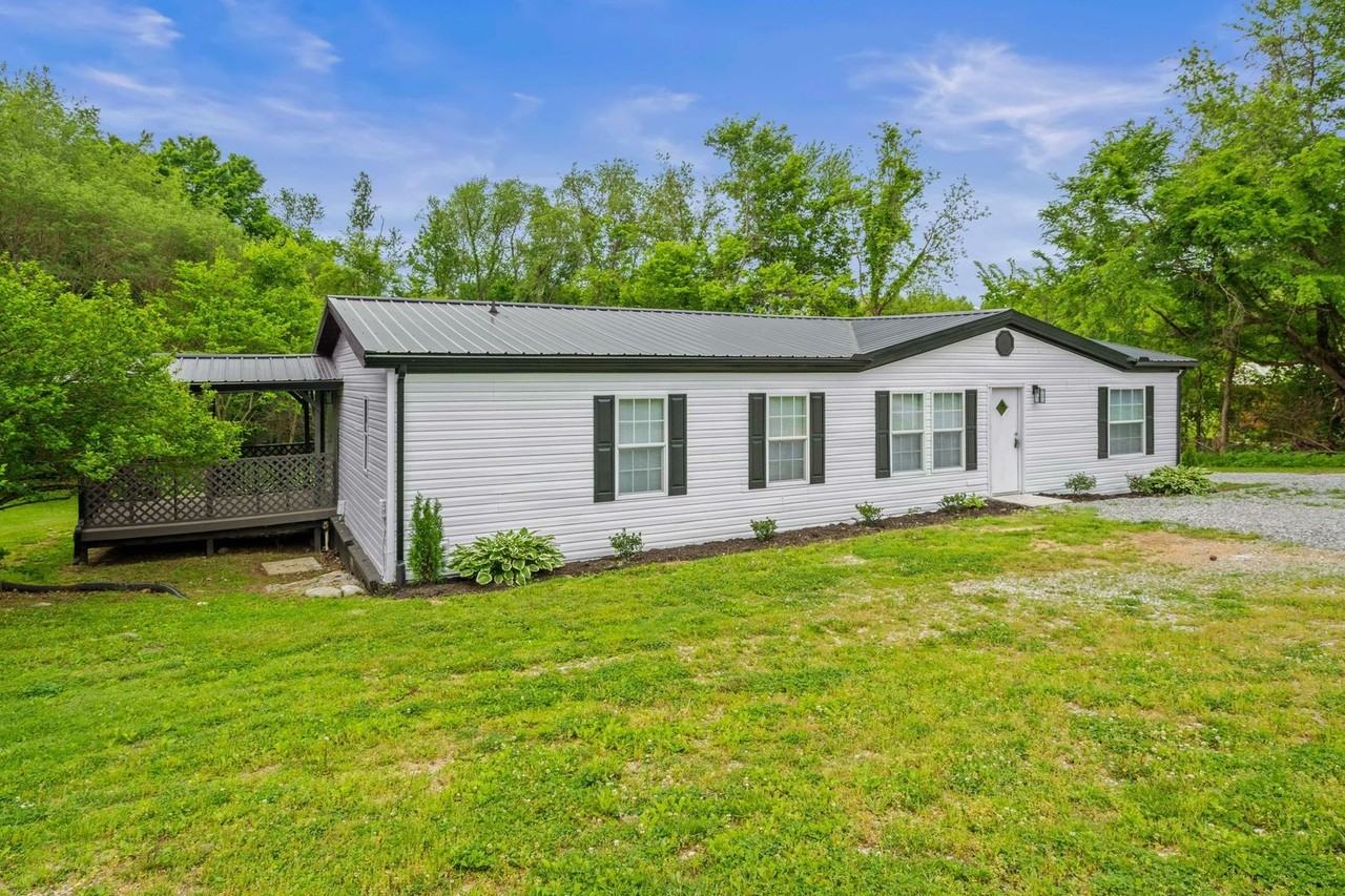 3840 Edd Ross Rd - Photo 2 of 26