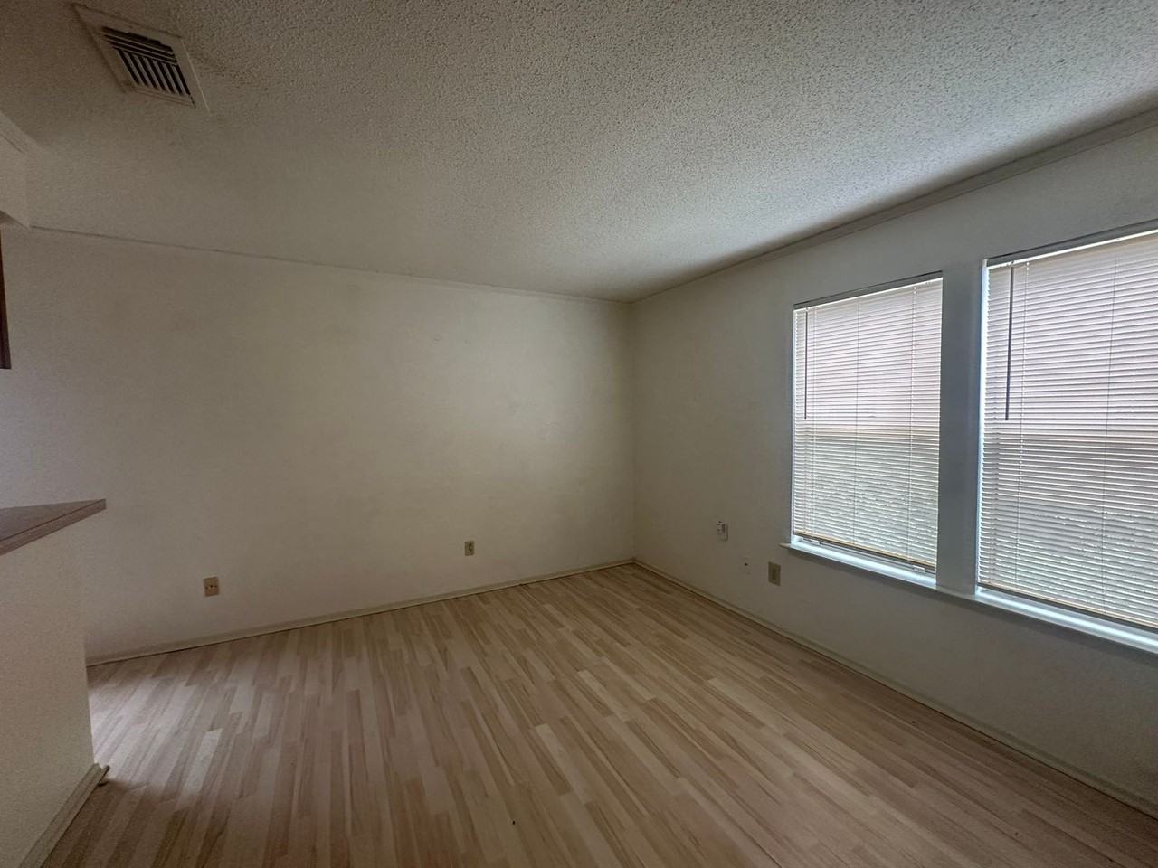 5608 Cougar Drive #214 - Photo 2 of 7