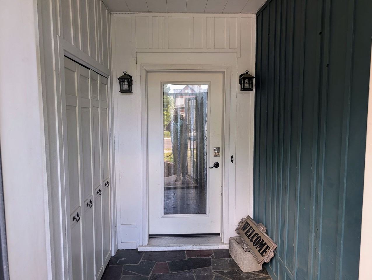 212 3rd Ave N - Photo 3 of 30