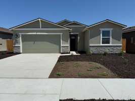 featured image of 4012 W Delaware Ave
