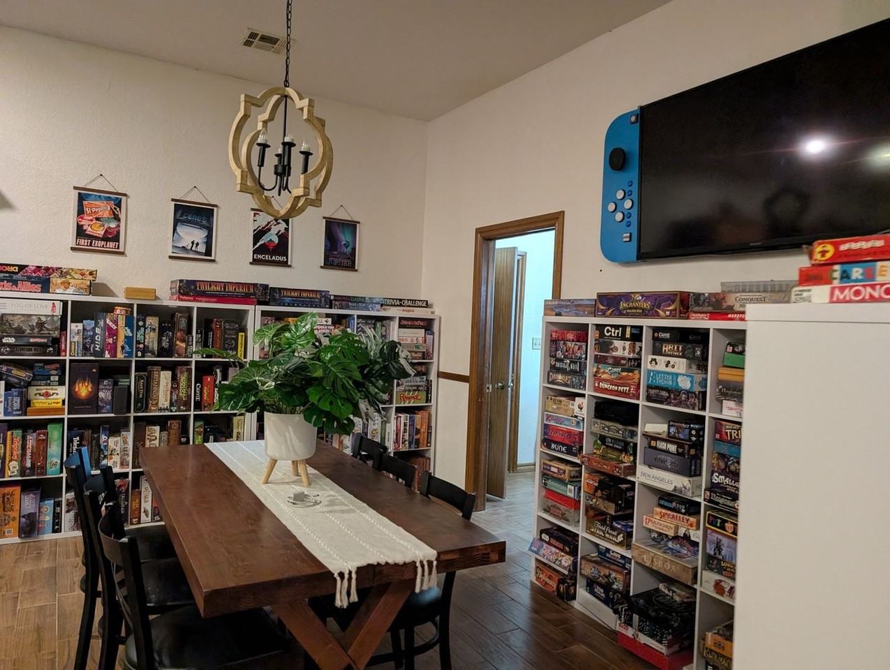 6713 Lago Ranchero Drive - Photo 3 of 14