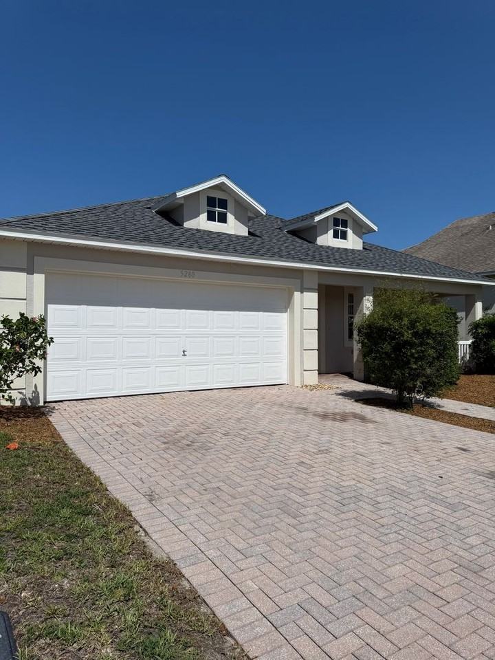 5280 Somerville Dr - Photo 2 of 19