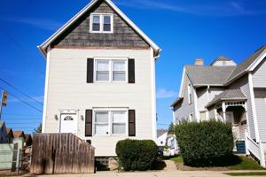 featured image of 442 E Lincoln Ave