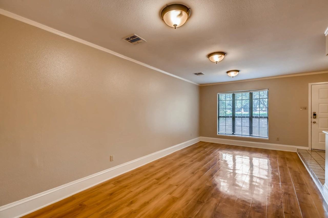 3410 Le Blanc St - Photo 3 of 11