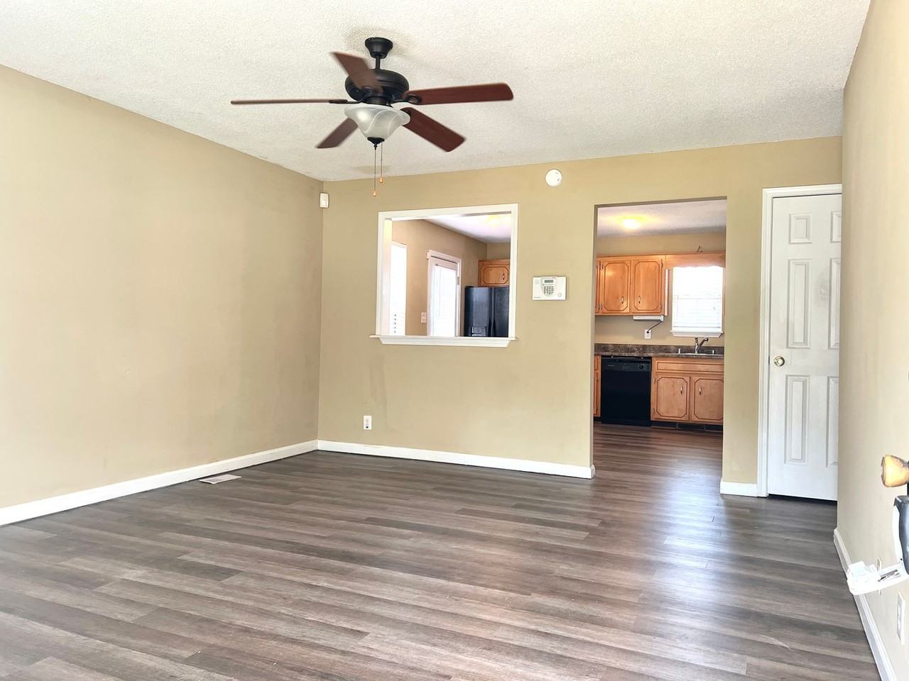 128 Gail St - Photo 2 of 14