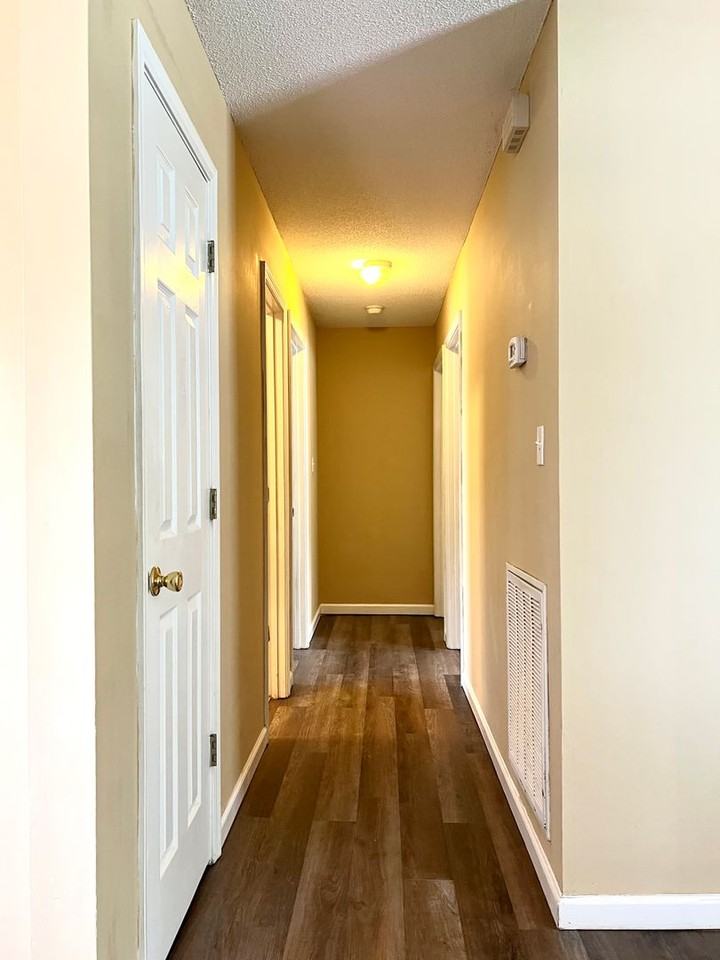 128 Gail St - Photo 6 of 14