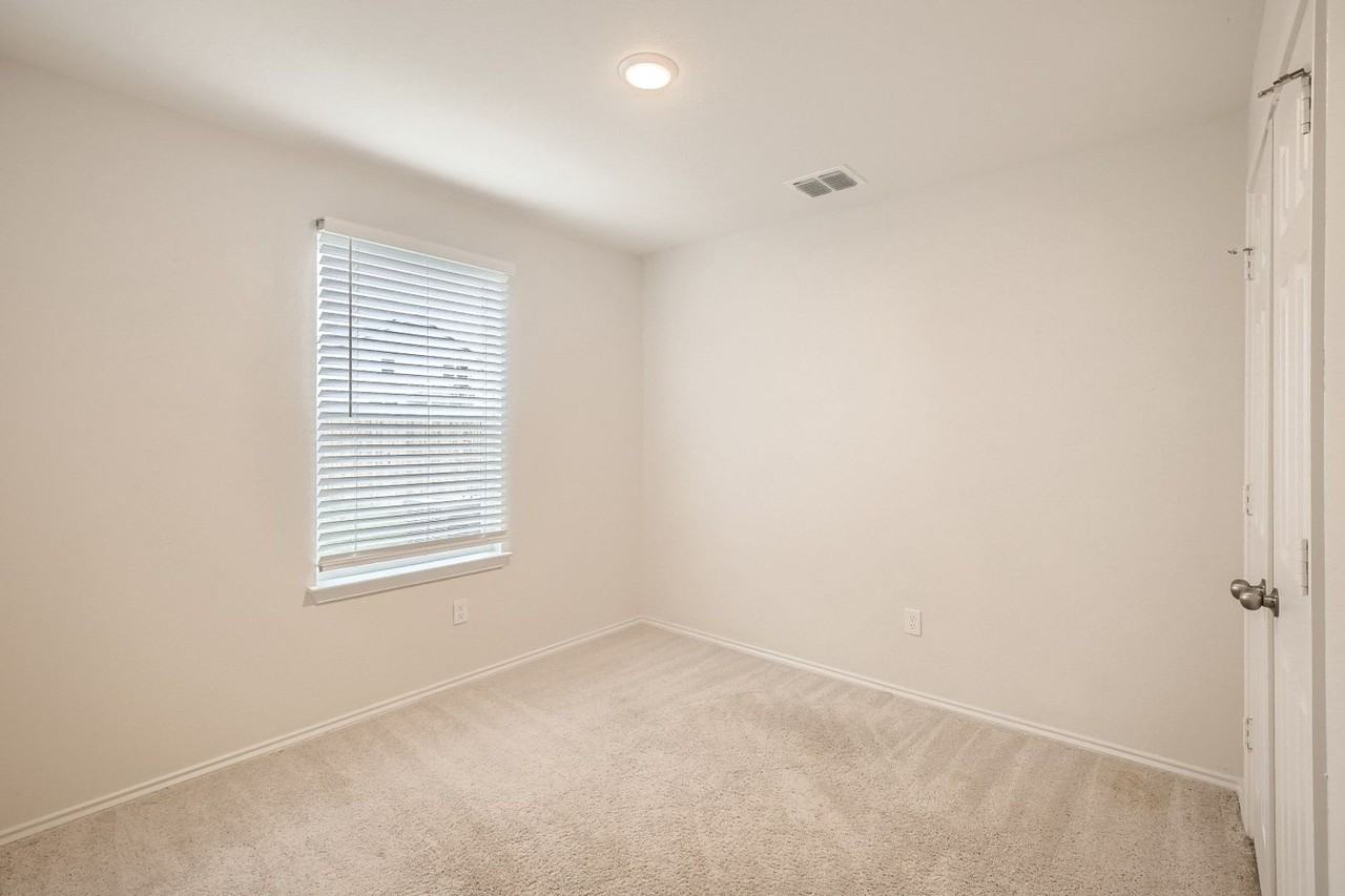 5910 Arcturus - Photo 4 of 12