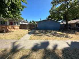 380 Angelus St - Photo 1 of 1