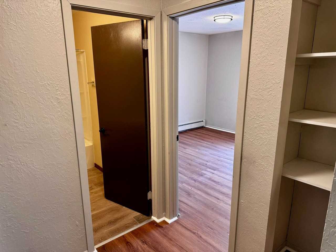 York Ave Apartments - Photo 5 of 16